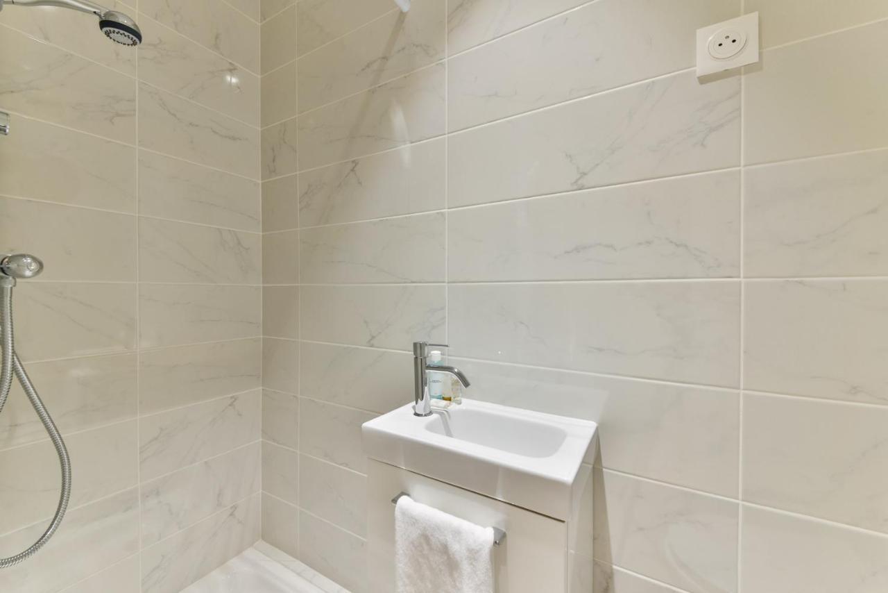 Luxury New Studio 2Pers/Champs Elysees/Ar Lägenhet Paris Exteriör bild